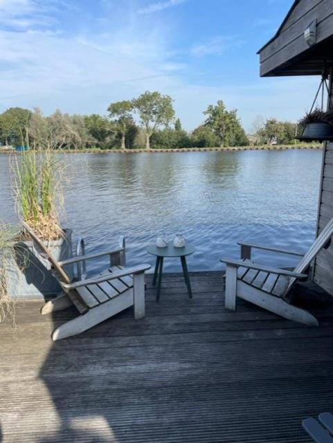 Aangenaam Op De Rijn, Woonboot, Inclusief Prive Sauna Άλφεν αν ντεν Ράιν Εξωτερικό φωτογραφία